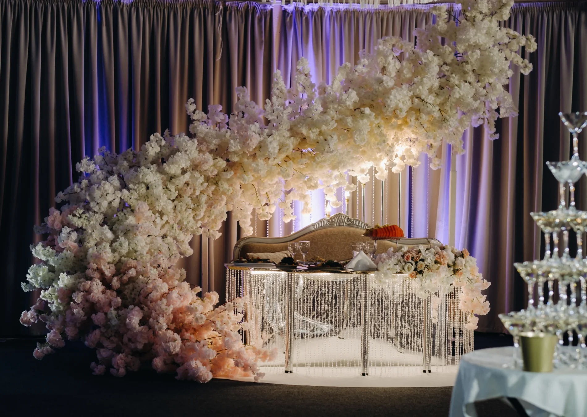 decorated-table-for-a-wedding-reception-in-a-resta-2023-11-27-04-58-07-utc